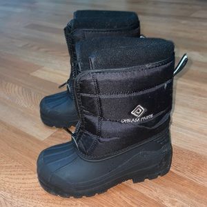 Dream Pairs boys/girls waterproof winter snow boots. Thermolite insulation.